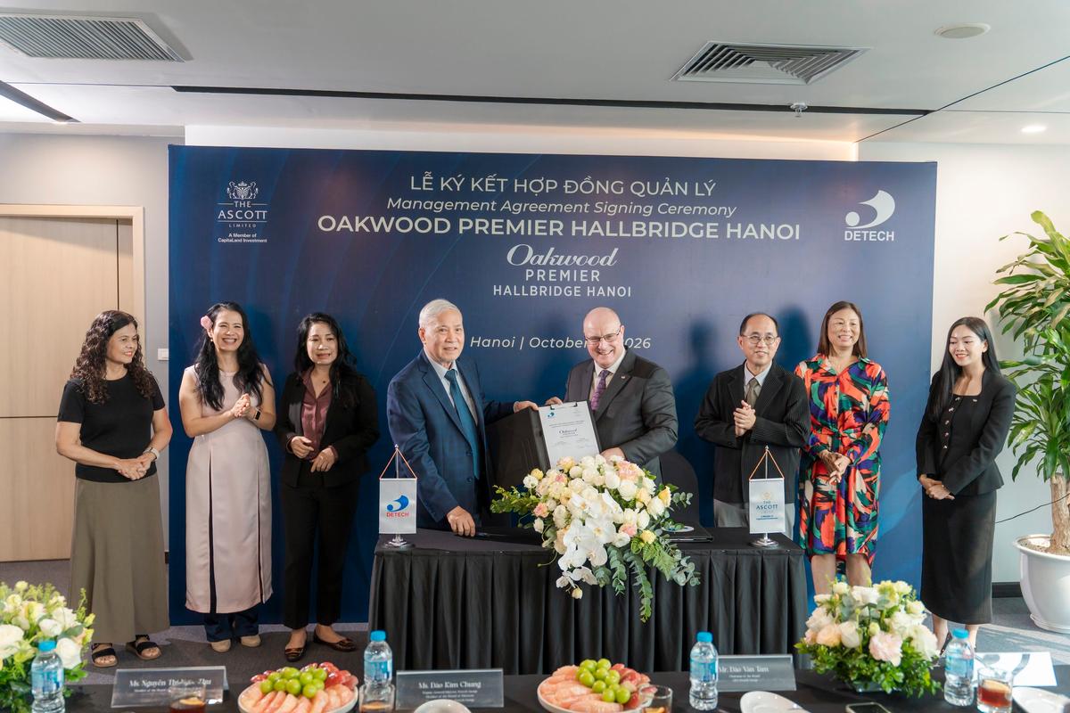 DETECH KÝ KẾT HỢP ĐỒNG QUẢN LÝ VẬN HÀNH DỰ ÁN OAKWOOD PREMIER HALLBRIDGE HANOI VỚI THE ASCOTT LIMITED